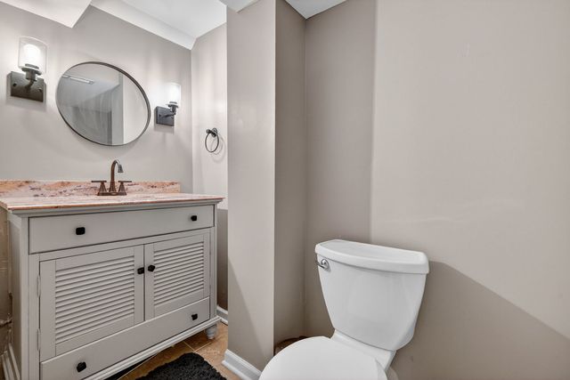 10950 S Homan Avenue, Chicago, IL 60655