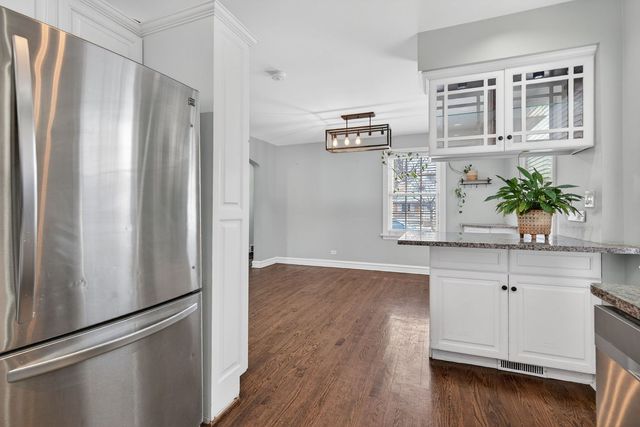 10950 S Homan Avenue, Chicago, IL 60655