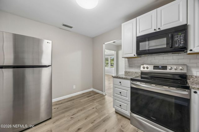 173 W MCIVER Avenue, Macclenny, FL 32063