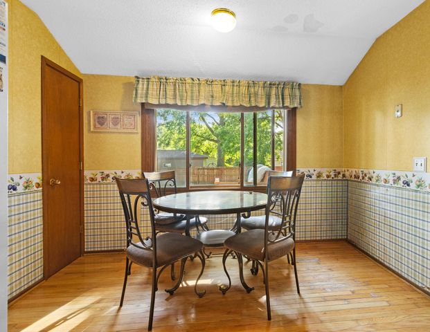 1614 W Jackson Street, Knoxville, IA 50138