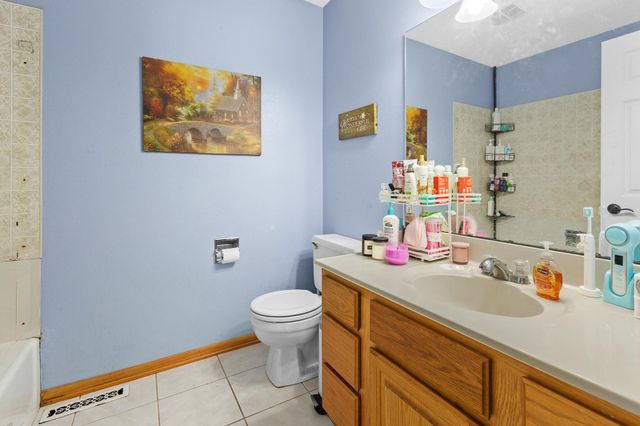 1614 W Jackson Street, Knoxville, IA 50138
