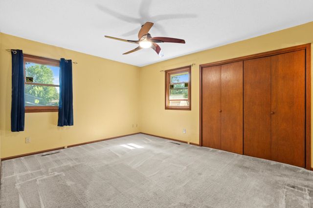 1614 W Jackson Street, Knoxville, IA 50138