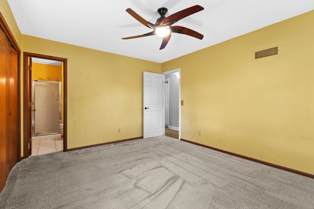 1614 W Jackson Street, Knoxville, IA 50138
