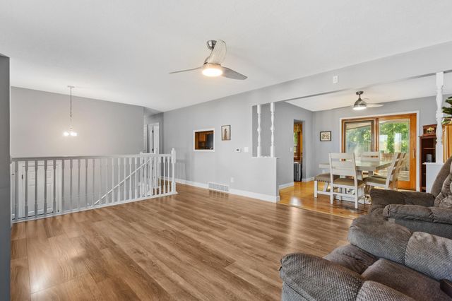 1614 W Jackson Street, Knoxville, IA 50138