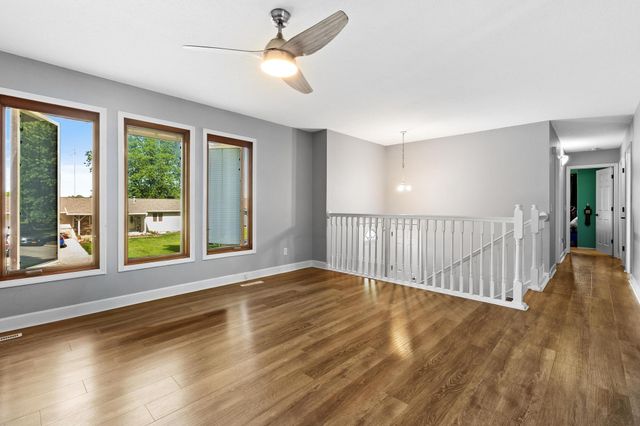 1614 W Jackson Street, Knoxville, IA 50138