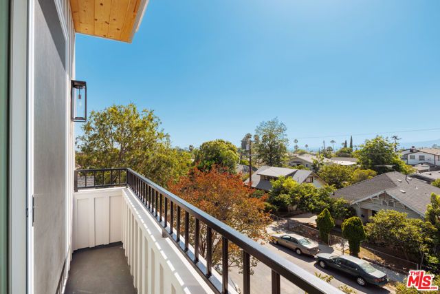 1334 Mohawk Street, Los Angeles, CA 90026