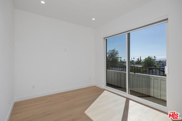 1334 Mohawk Street, Los Angeles, CA 90026