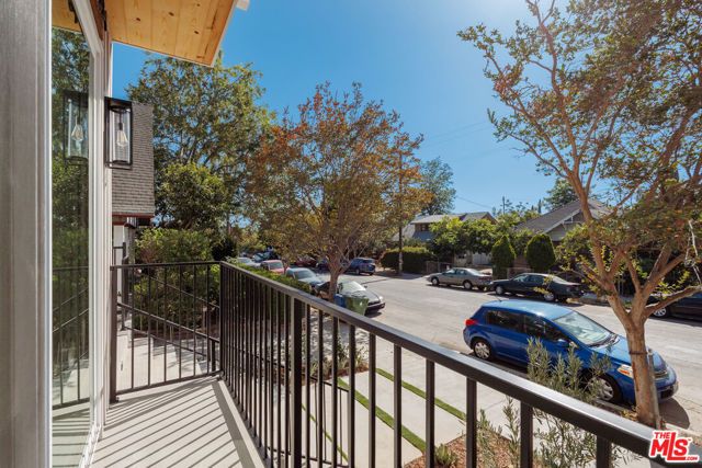 1334 Mohawk Street, Los Angeles, CA 90026