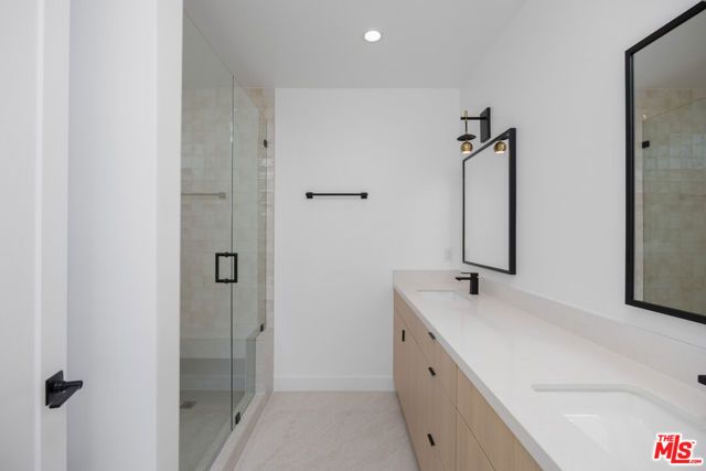1334 Mohawk Street, Los Angeles, CA 90026