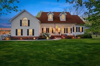 6930 Hall Rd, Greenbrier, TN 37073