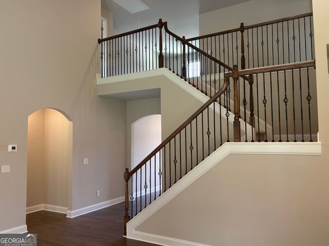 1036 Lakeviewe Oaks Court 21-B, Grayson, GA 30017