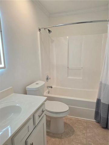 172 Stoneforest Drive, Woodstock, GA 30189
