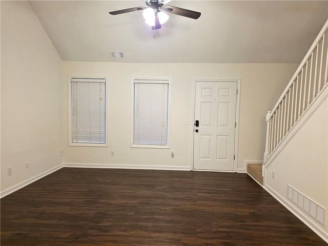 172 Stoneforest Drive, Woodstock, GA 30189