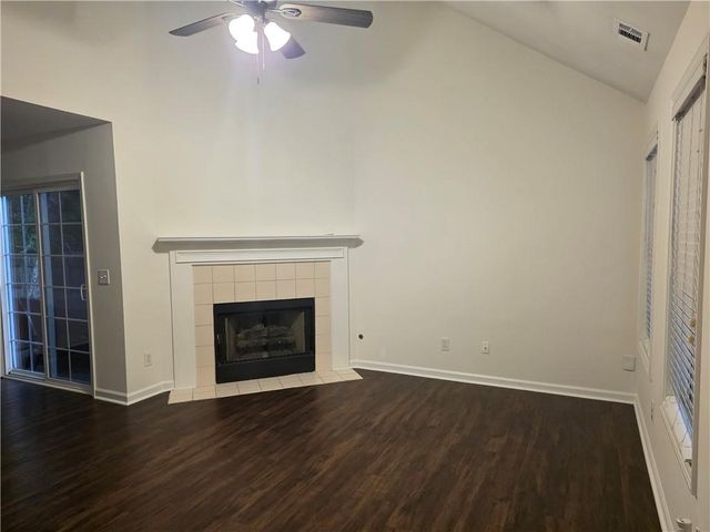 172 Stoneforest Drive, Woodstock, GA 30189