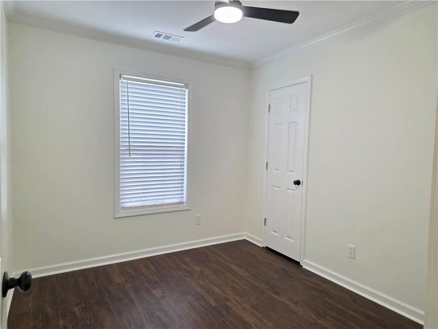 172 Stoneforest Drive, Woodstock, GA 30189