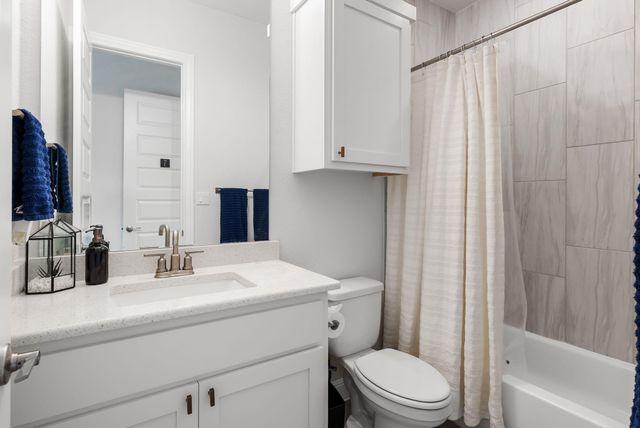 261 Rosetta LOOP, Liberty Hill, TX 78642