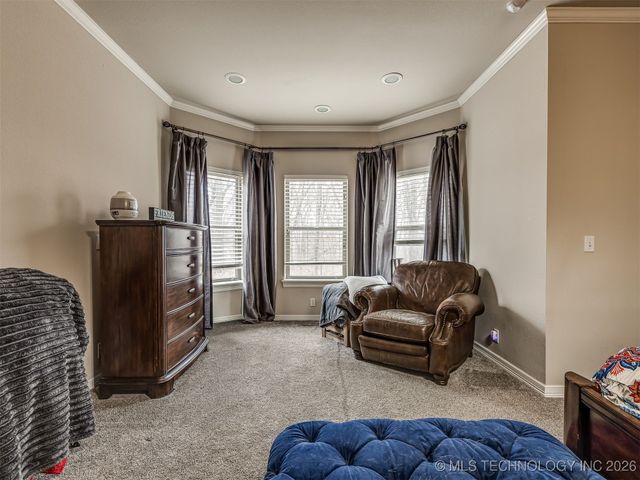 6301 S 5th Avenue, Broken Arrow, OK 74011