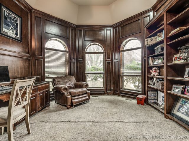 6301 S 5th Avenue, Broken Arrow, OK 74011