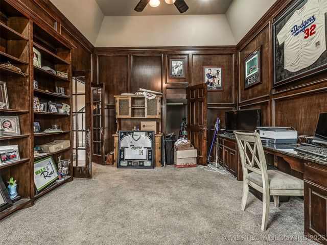 6301 S 5th Avenue, Broken Arrow, OK 74011