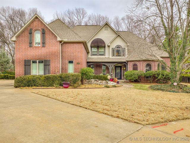 6301 S 5th Avenue, Broken Arrow, OK 74011