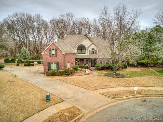 6301 S 5th Avenue, Broken Arrow, OK 74011