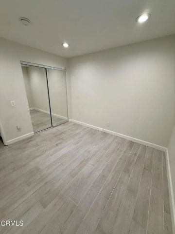 20746 Schoenborn Street, Los Angeles, CA 91306