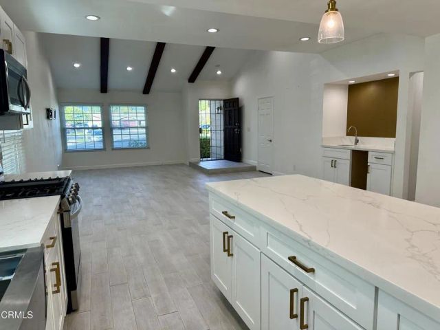 20746 Schoenborn Street, Los Angeles, CA 91306