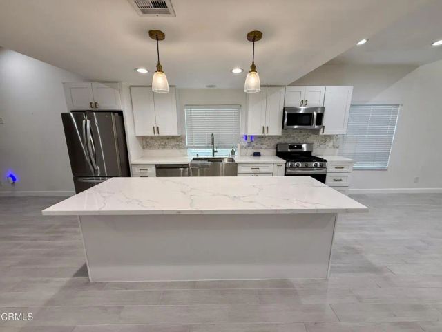 20746 Schoenborn Street, Los Angeles, CA 91306