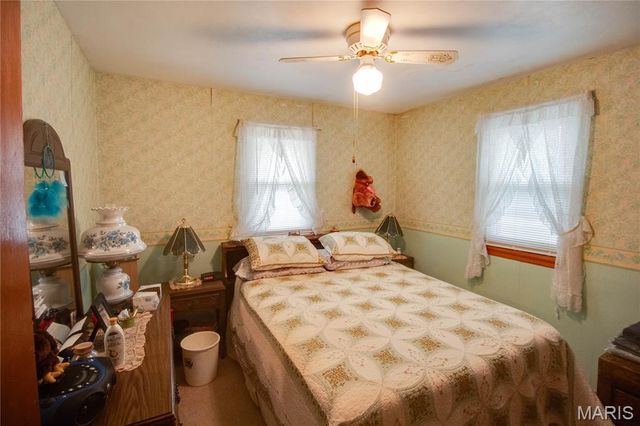 318 Albers Place, Bethalto, IL 62010