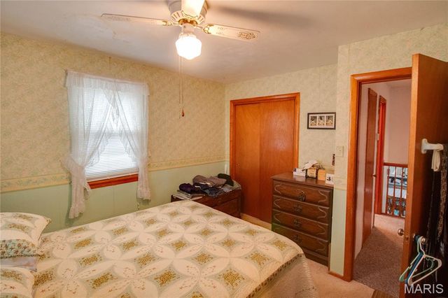 318 Albers Place, Bethalto, IL 62010