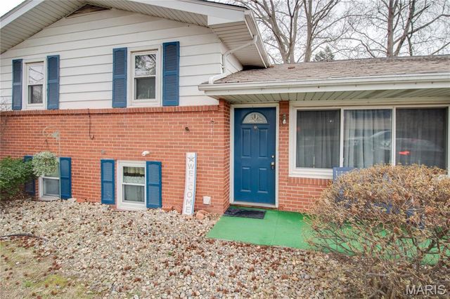 318 Albers Place, Bethalto, IL 62010