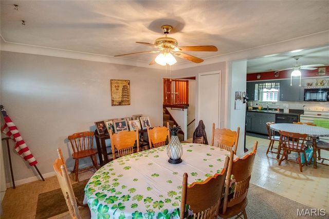 318 Albers Place, Bethalto, IL 62010