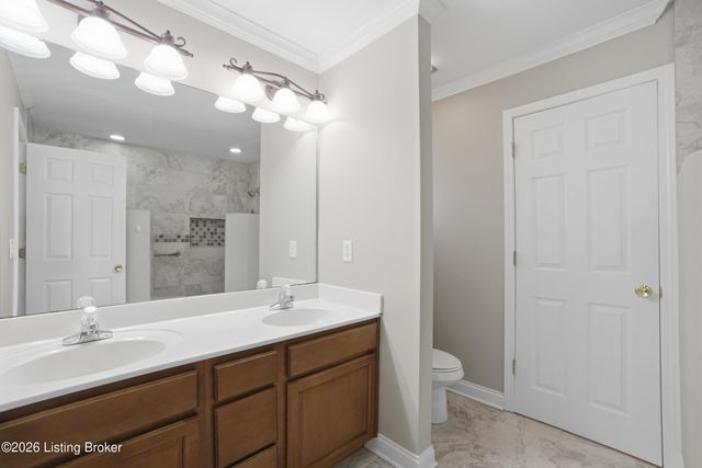 426 Buckman Station Ct, Simpsonville, KY 40067