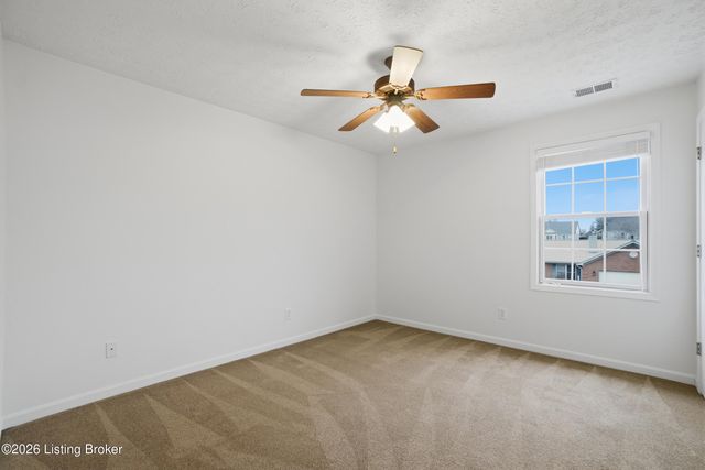 426 Buckman Station Ct, Simpsonville, KY 40067