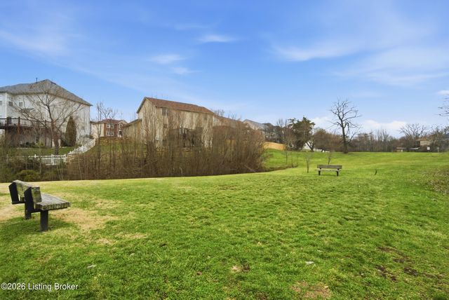 426 Buckman Station Ct, Simpsonville, KY 40067