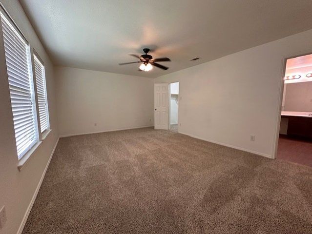 433 Emerald Creek Drive, Fort Worth, TX 76131