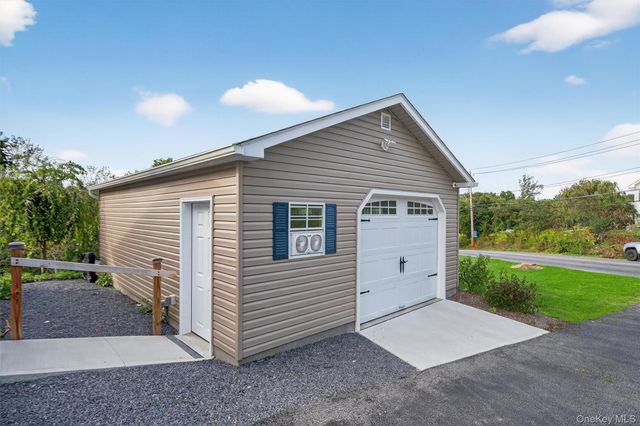56 Old Minisink Trail, Goshen, NY 10924