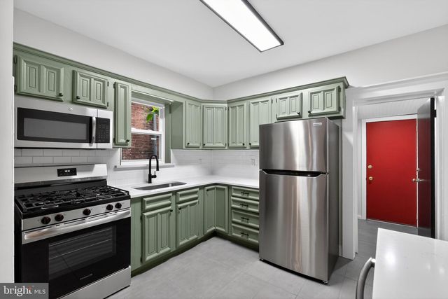 46 S 61ST ST, Philadelphia, PA 19139