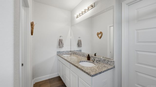 770 Rushing Banks, Cibolo, TX 78108