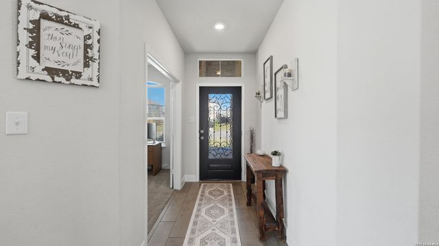 770 Rushing Banks, Cibolo, TX 78108