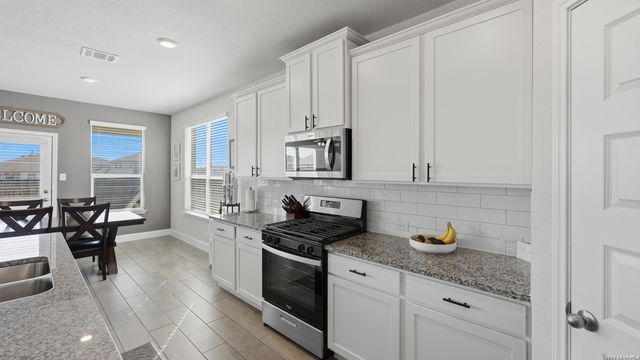 770 Rushing Banks, Cibolo, TX 78108