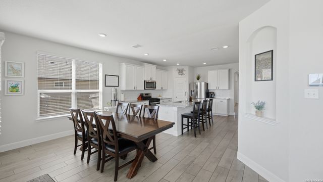 770 Rushing Banks, Cibolo, TX 78108