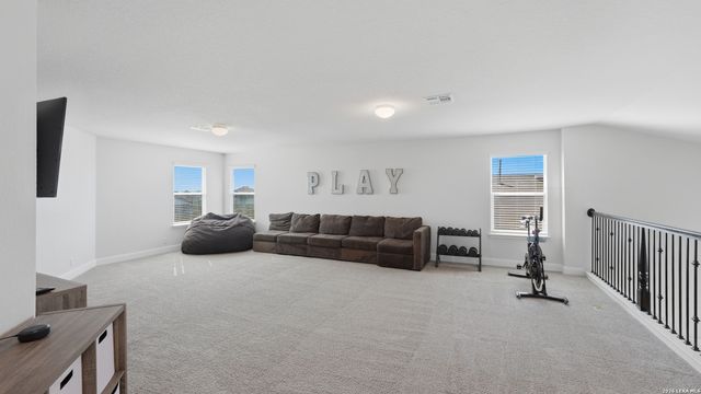 770 Rushing Banks, Cibolo, TX 78108