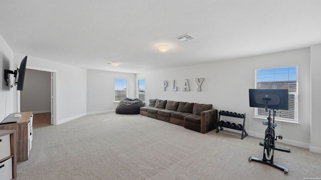 770 Rushing Banks, Cibolo, TX 78108