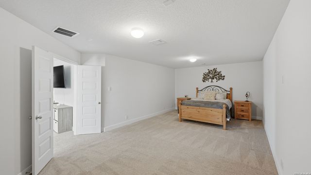 770 Rushing Banks, Cibolo, TX 78108