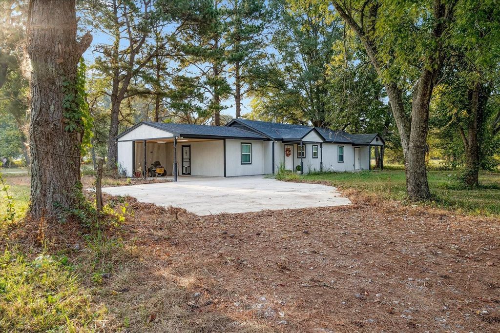 8371 MCCALLA RD, Unincorporated, TN 38053