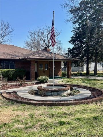 212 N Grant Street, Erie, KS 66733