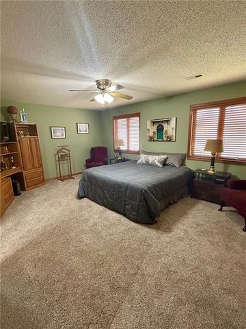 212 N Grant Street, Erie, KS 66733