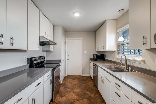 5527 Slattery, San Antonio, TX 78240