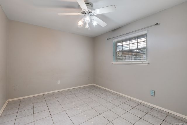 5527 Slattery, San Antonio, TX 78240